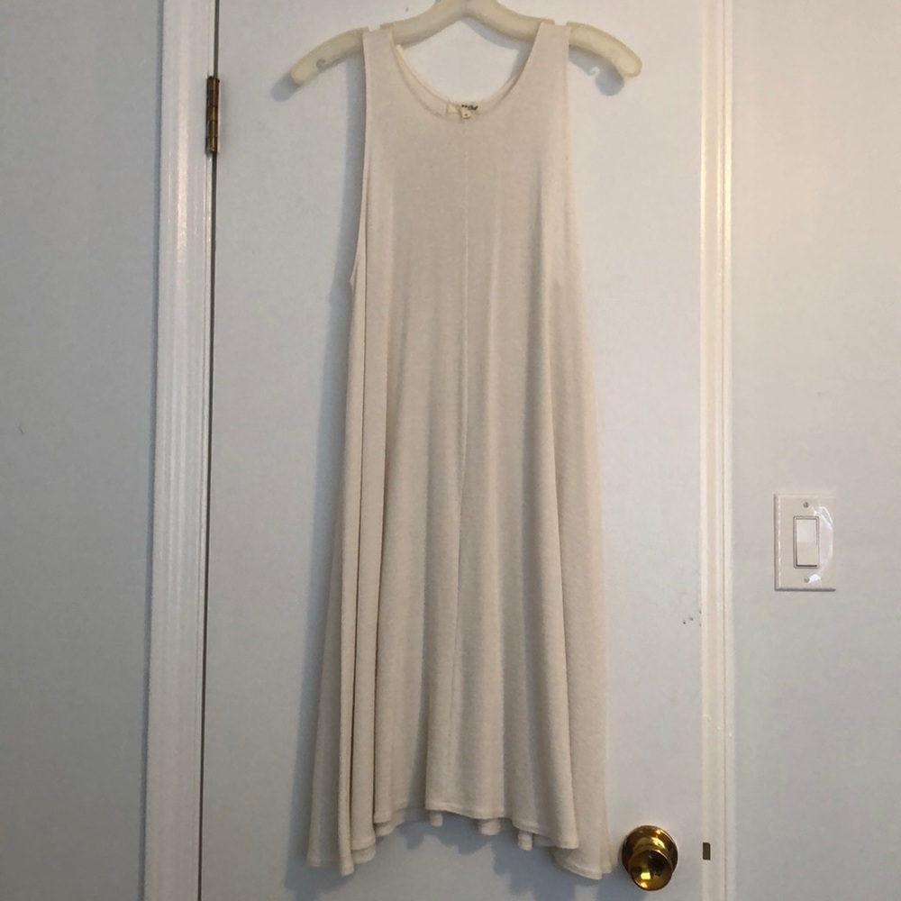 Aritzia Wilfred Free Dress